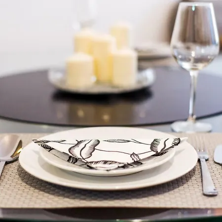Rentandhomes *